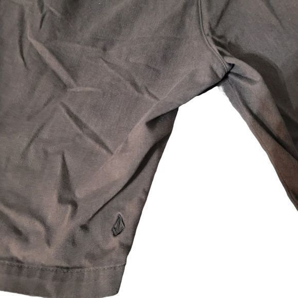 Volcom shorts mens size 32 gray chino flat front - Picture 6 of 6